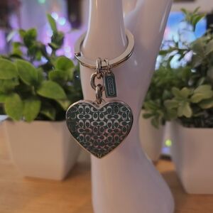 ✨️RARE✨️COACH Teal Heart Keychain with Picture Frame